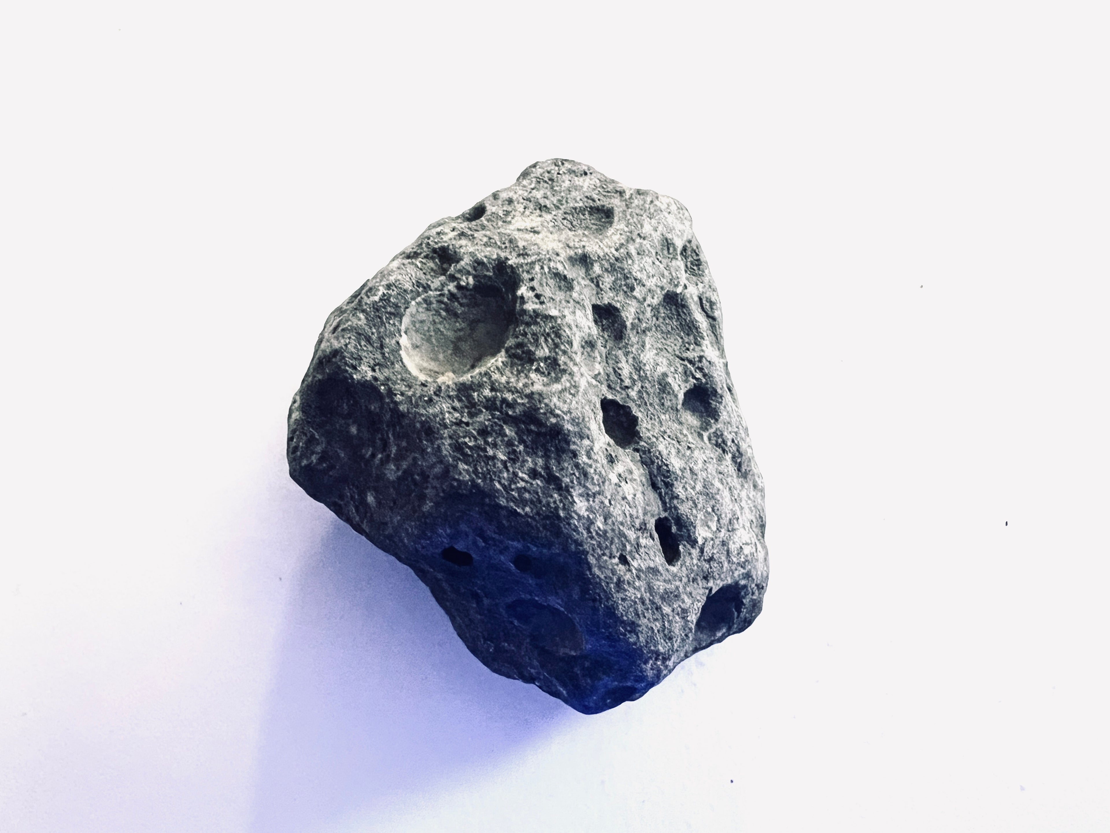 FAKE MOON ROCK - COMMEMORATIVE ARTIFACT #00015 - MAINE