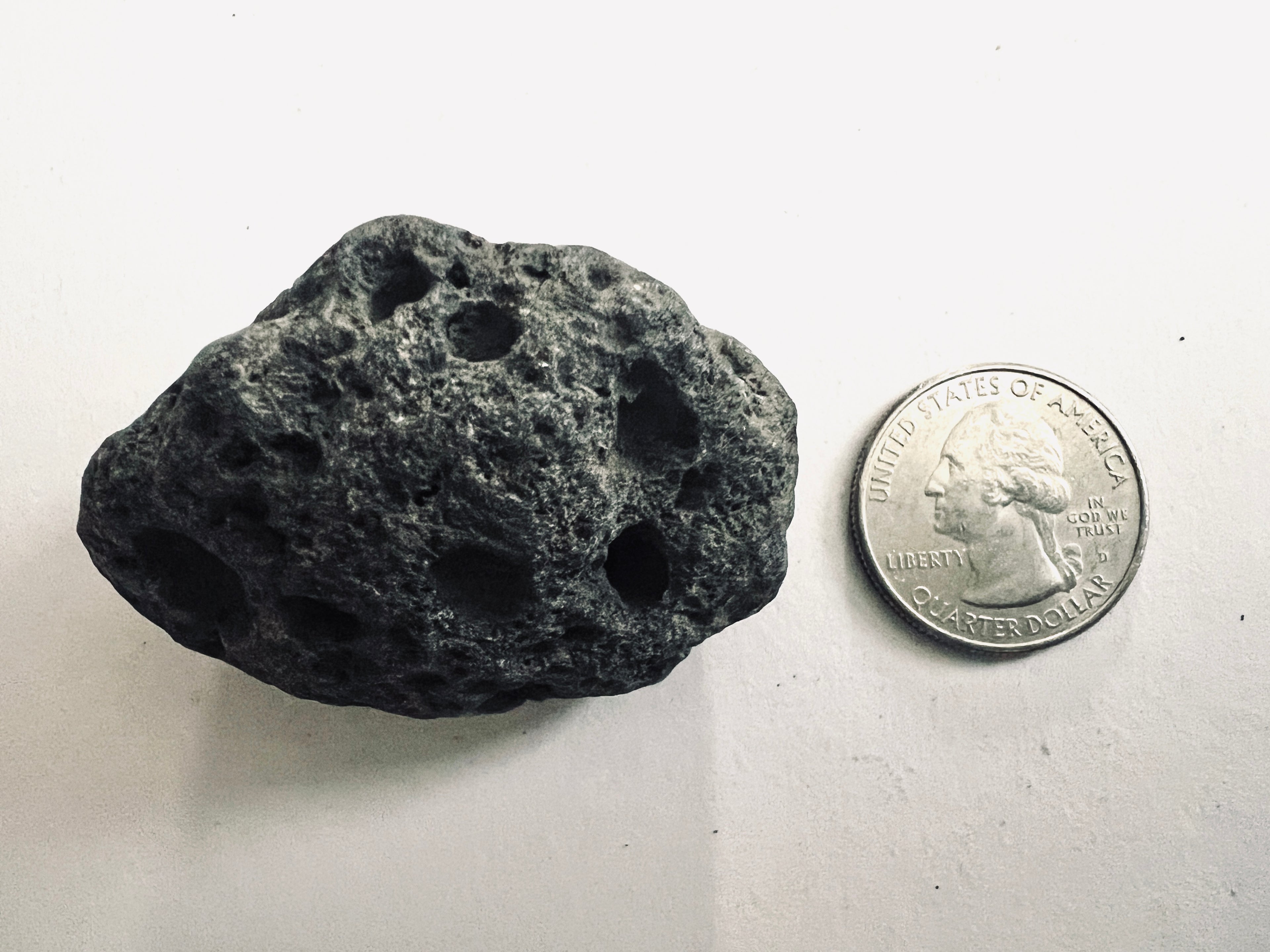 FAKE MOON ROCK - COMMEMORATIVE ARTIFACT #00016 - CONNECTICUT