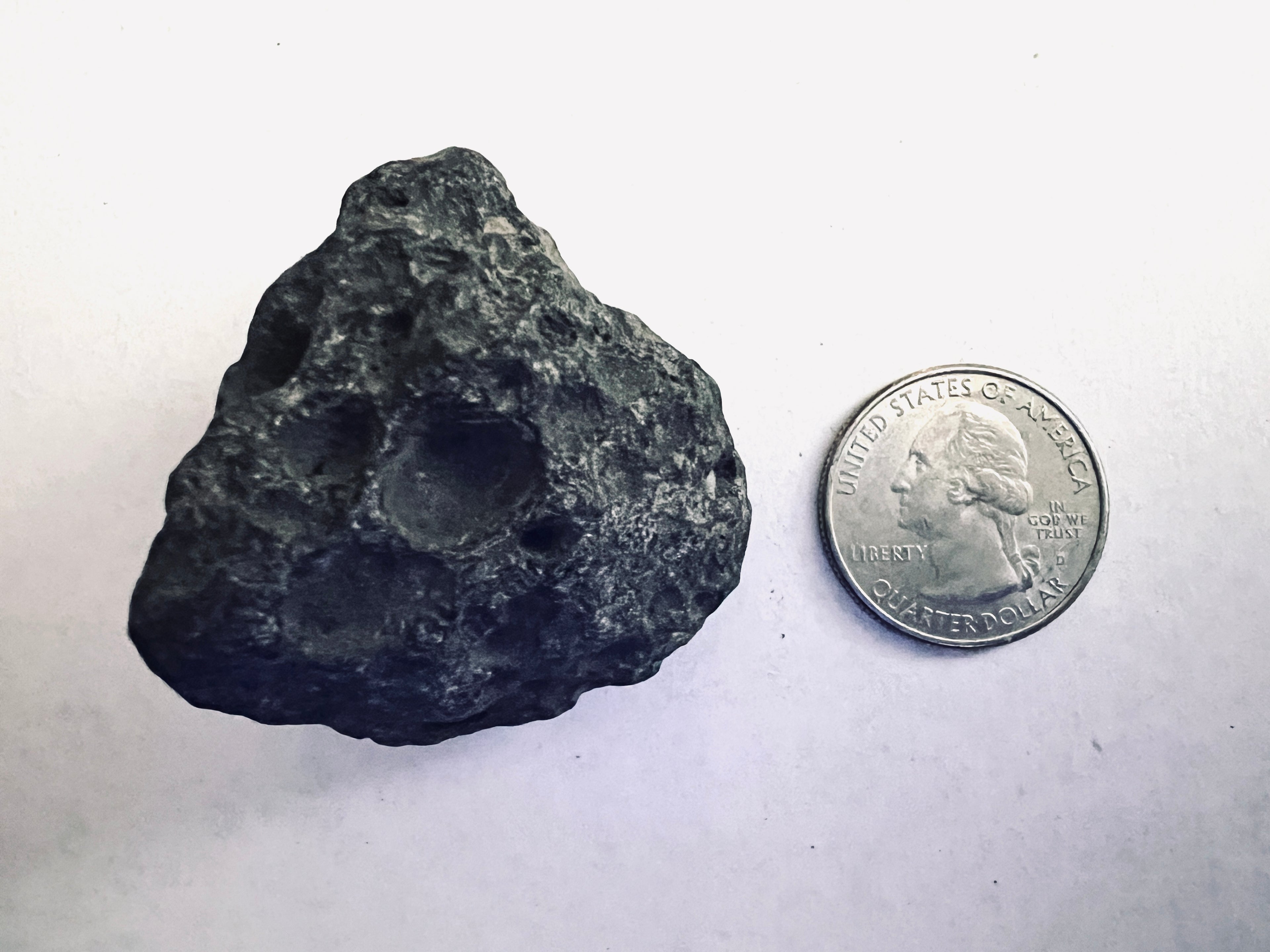 FAKE MOON ROCK - COMMEMORATIVE ARTIFACT #FM00021 - SOUTH DAKOTA