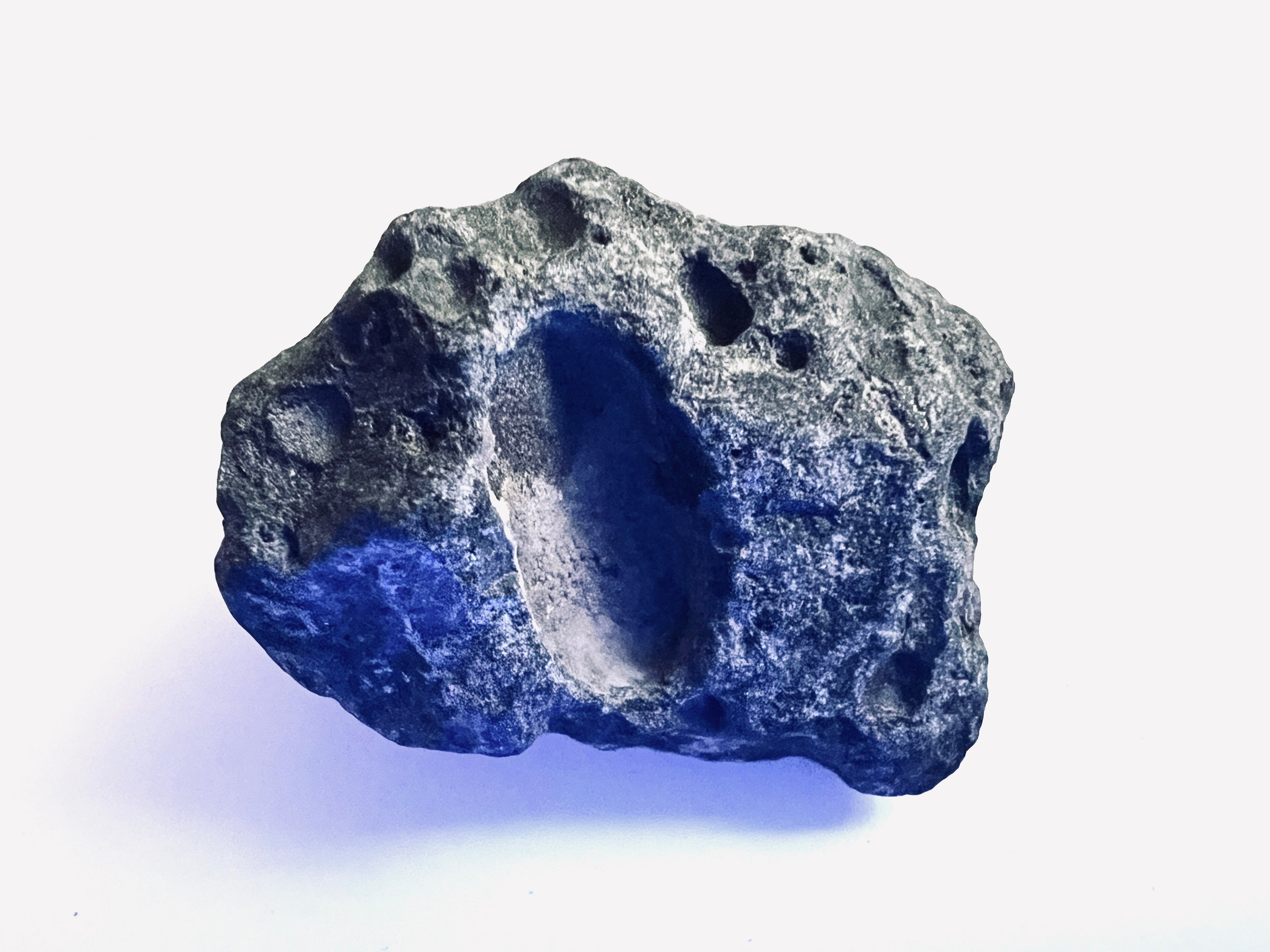 FAKE MOON ROCK - COMMEMORATIVE ARTIFACT #FM00035 - KENTUCKY