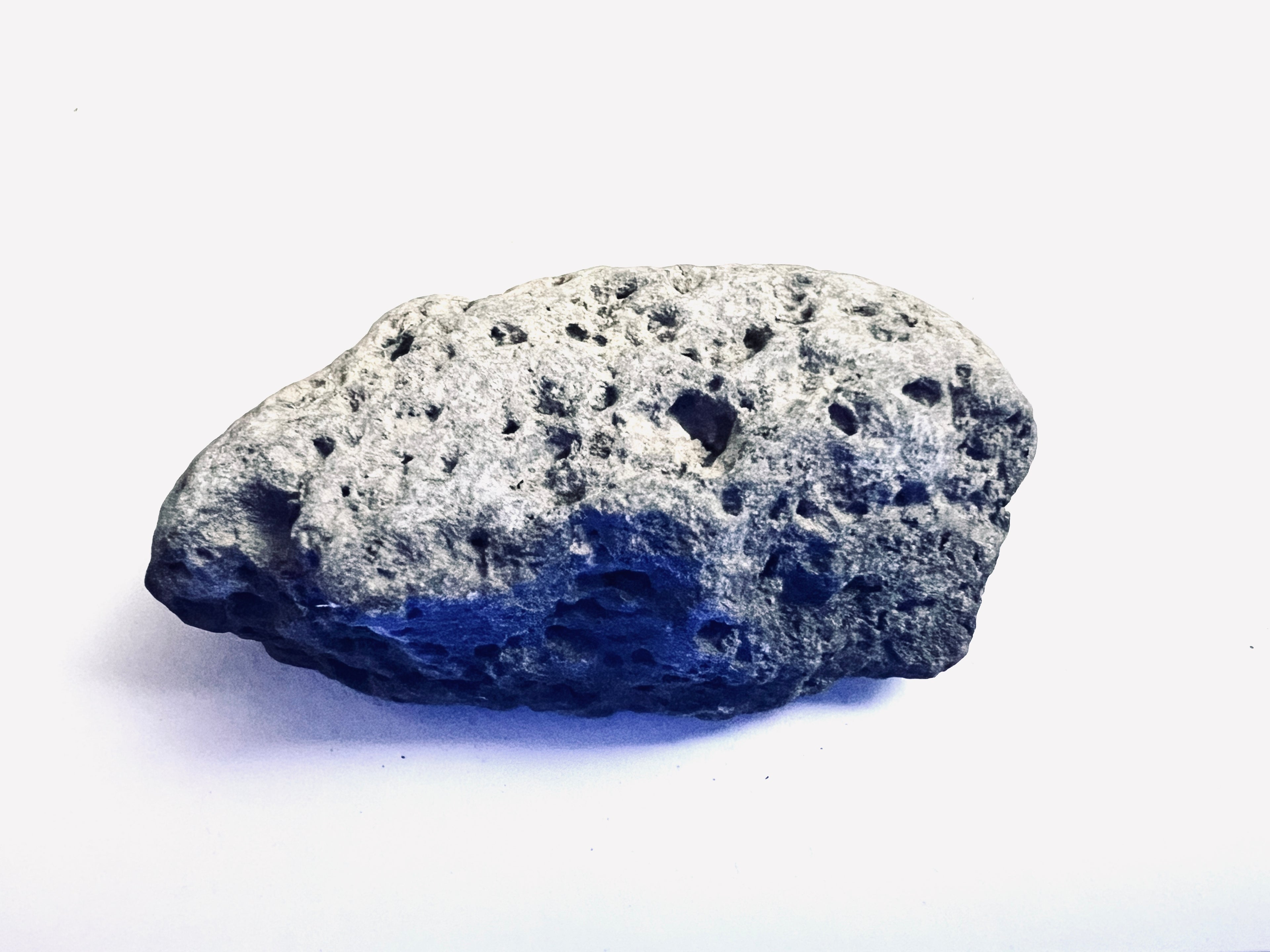 FAKE MOON ROCK - COMMEMORATIVE ARTIFACT #FM00046 - MONTANA