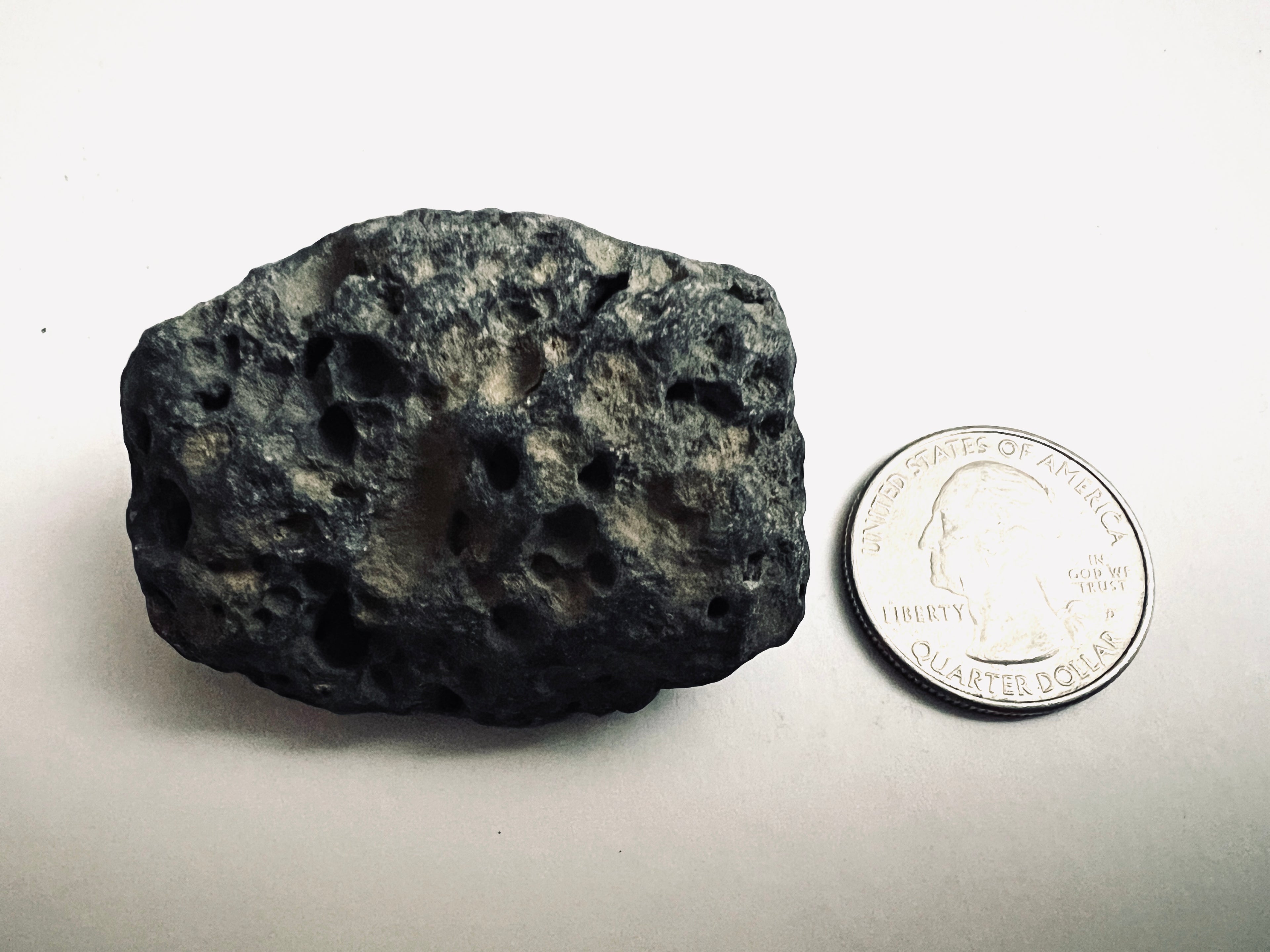 FAKE MOON ROCK - COMMEMORATIVE ARTIFACT #FM00049 - LOUISIANA