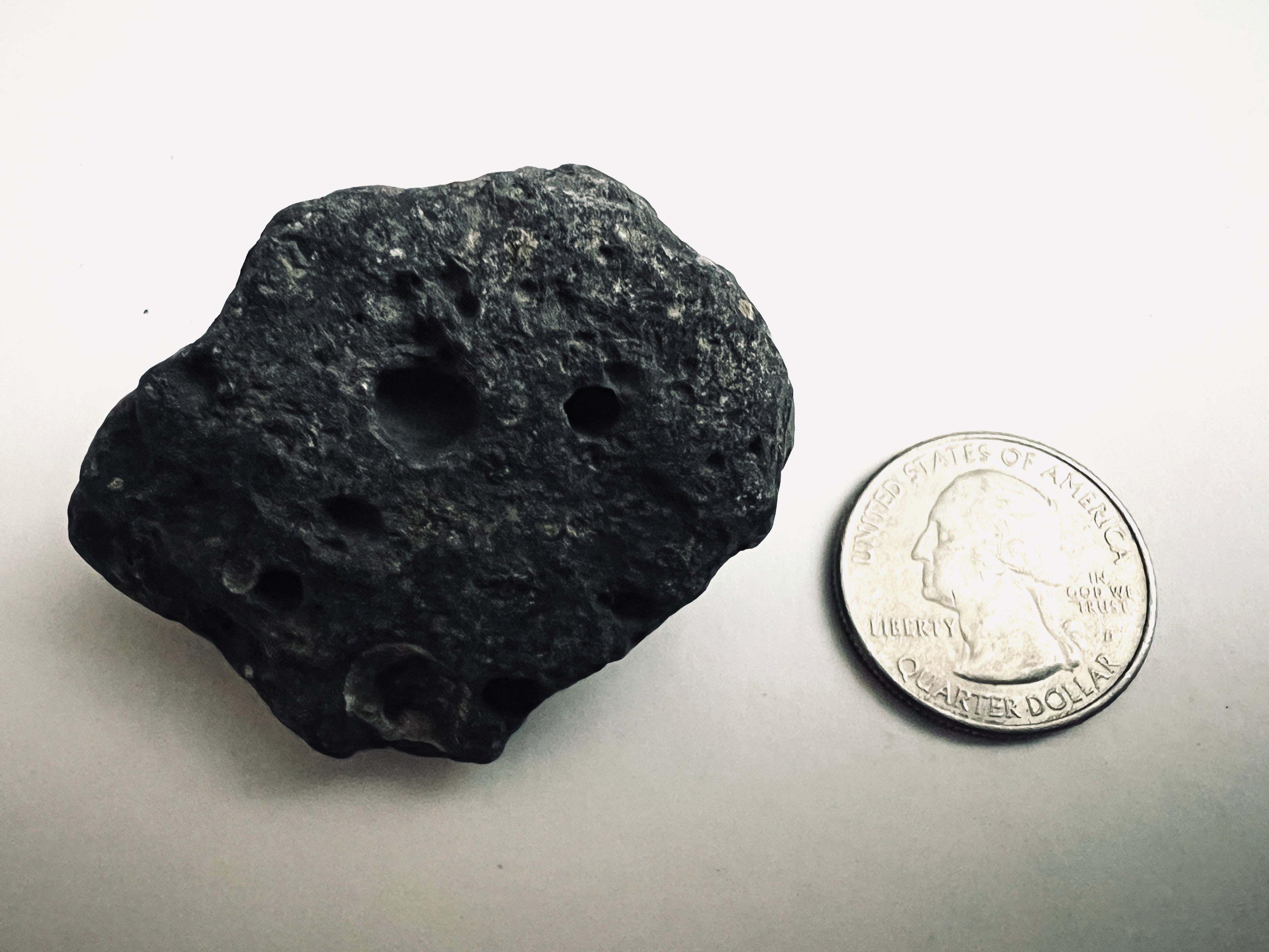 FAKE MOON ROCK - COMMEMORATIVE ARTIFACT #FM00050 - DELAWARE