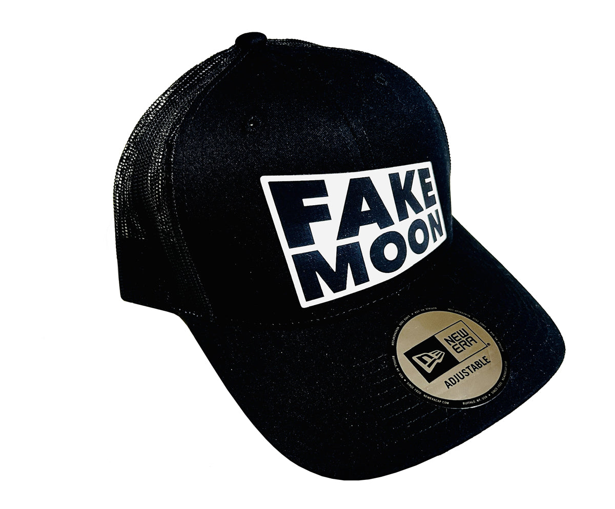 FAKE MOON - NEW ERA - OG PERSPECTIVE TRUCKER HAT - WHITE ON BLACK