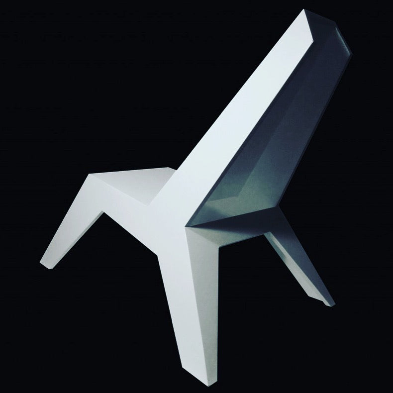 EIGHTCH ANGLE CHAIR